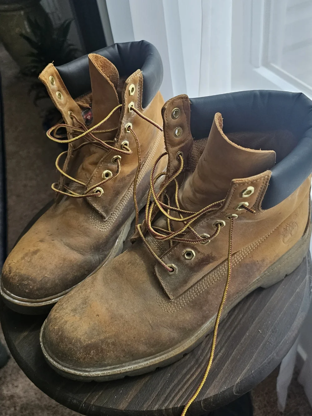 Timberland Men's Wheat Brown Work Boots - Rugged Leather Lace-Up